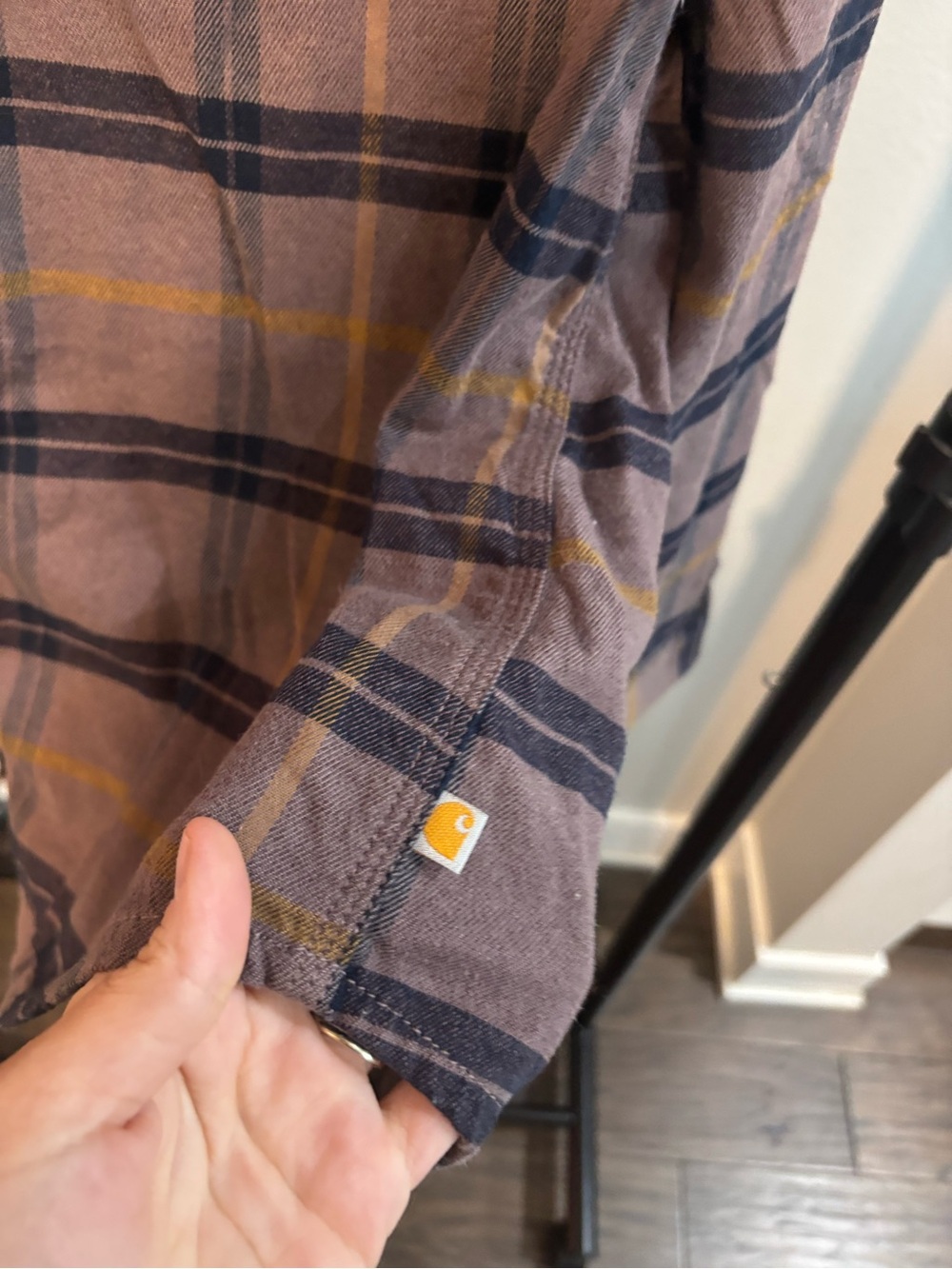 Carhartt Mauve & Plaid Button-Up Shirts - Picture 4 of 8